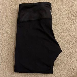 Lululemon winder under low waisted leggings